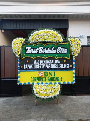 Papan Bunga Duka di Tapa