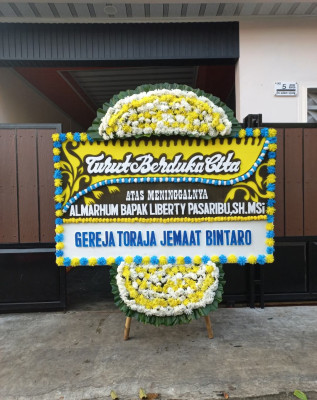 Papan Bunga Duka di Tapa