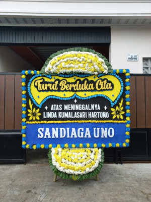 Papan Bunga Duka di Tapa